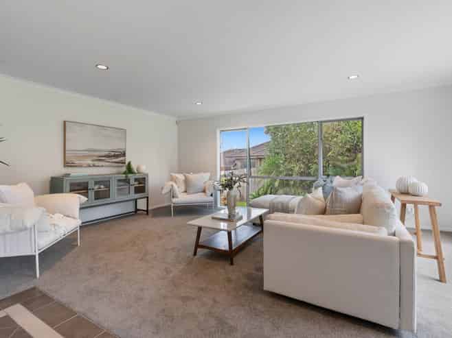 4 Barnacle Rise, Red Beach