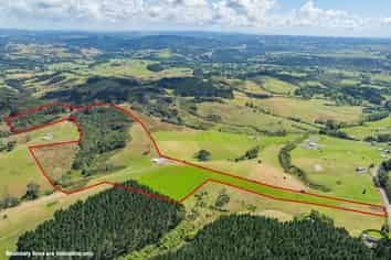 90 Valley Road, Waitoki