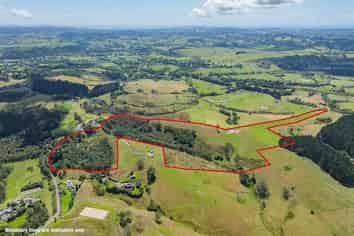 90 Valley Road, Waitoki