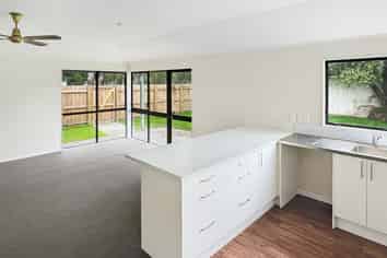 12/17 Swansea Road, Flaxmere