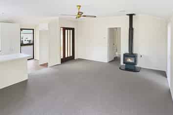 12/17 Swansea Road, Flaxmere