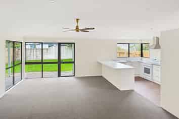 12/17 Swansea Road, Flaxmere