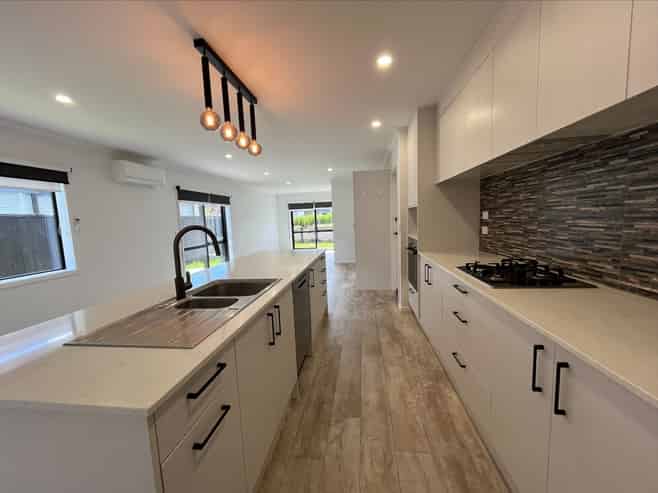 6 Kibblewhite Road, Chartwell