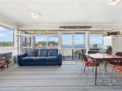 14 Bayview Road, Pouto