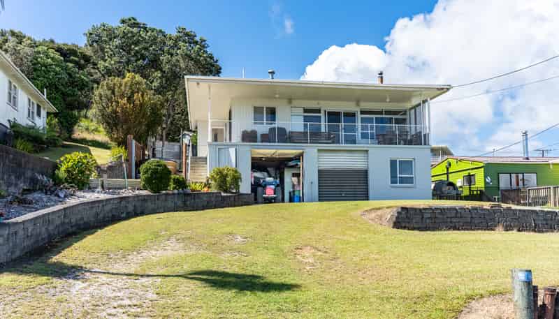 14 Bayview Road, Pouto