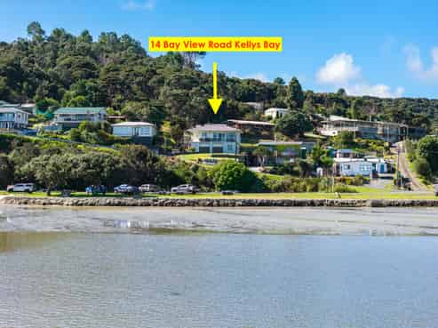 14 Bayview Road, Pouto
