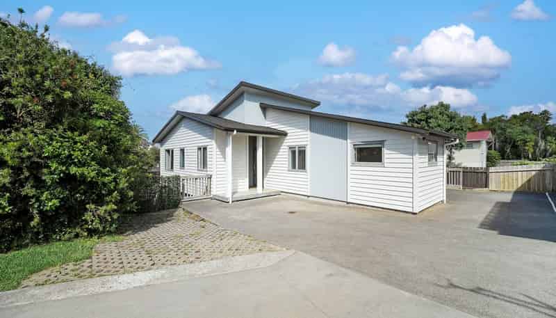 1A Greville Road, Pinehill