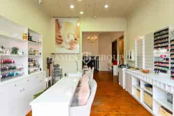 CHARACTER VILLA WITH DOMINION ROAD FRONTAGE