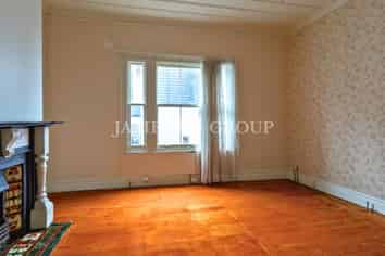 CHARACTER VILLA WITH DOMINION ROAD FRONTAGE