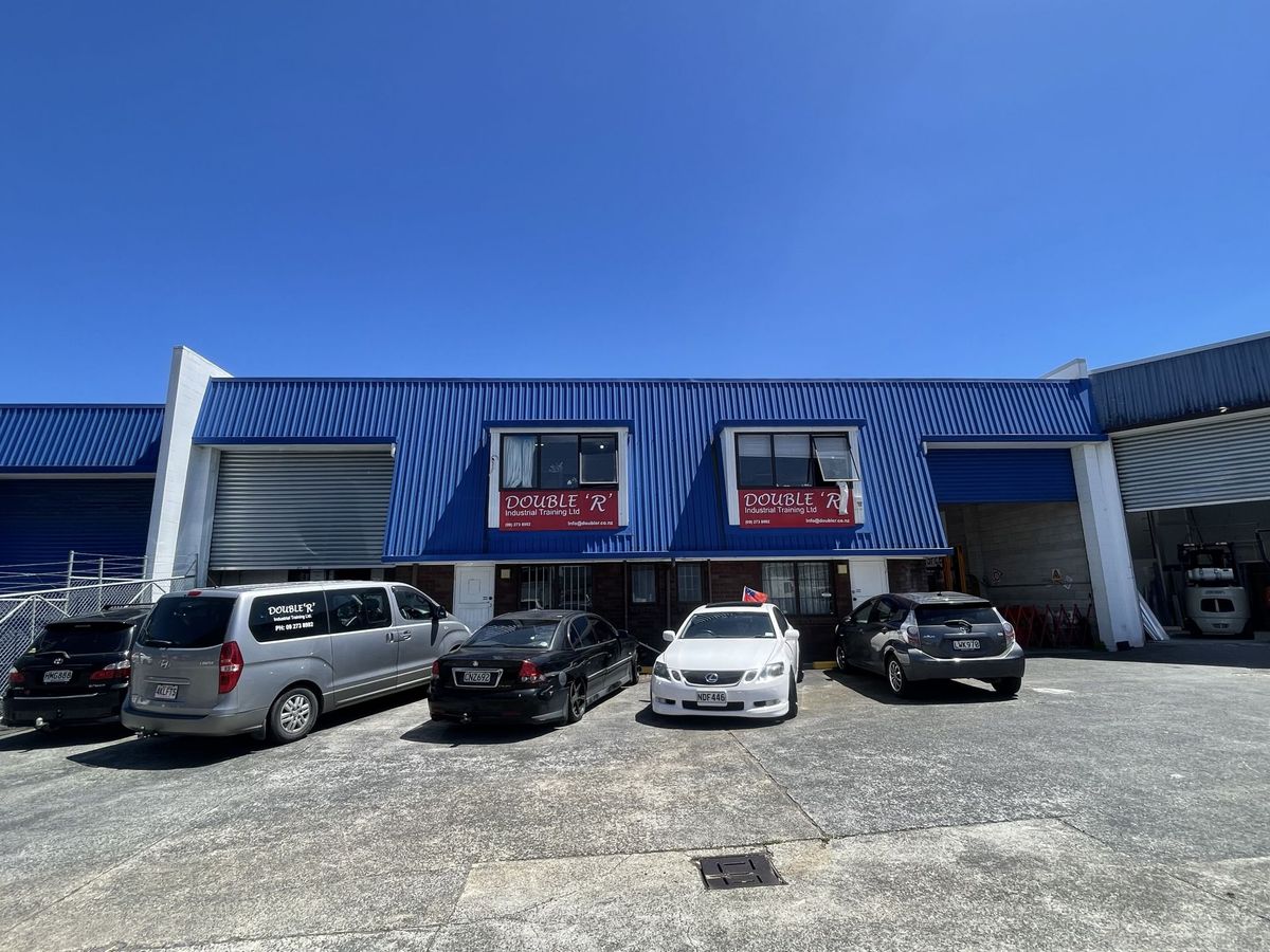Heavy Industry with Dual Roller Door