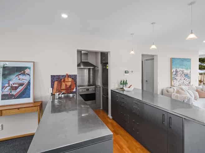 3/46 Esplanade, Sumner