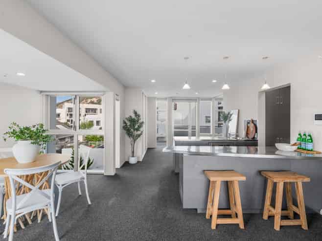 3/46 Esplanade, Sumner