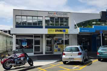 Compact retail opportunity on Bay Road
