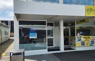 Compact retail opportunity on Bay Road