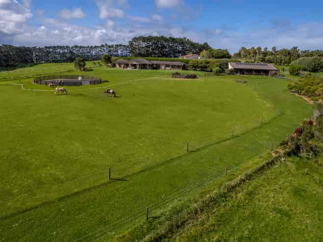  135B Hutchinson Road, Helensville