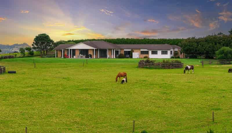  135B Hutchinson Road, Helensville