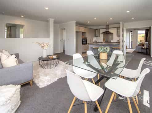 1 Rubicon Place, Hei Hei