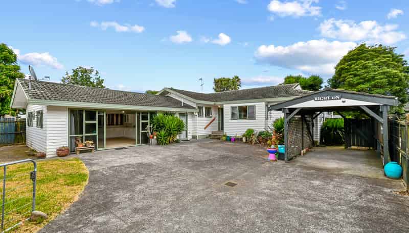 2/16 Airfield Road, Takanini