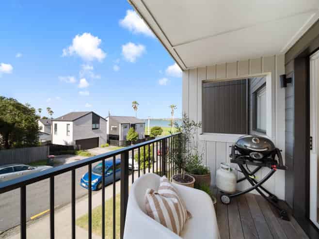 101/1A Derna Road, Panmure