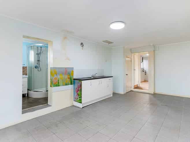 75 Archers Road, Hillcrest