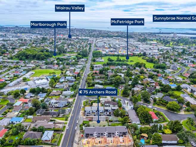 75 Archers Road, Hillcrest