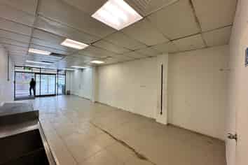 Affordable Retail with Great Visibility