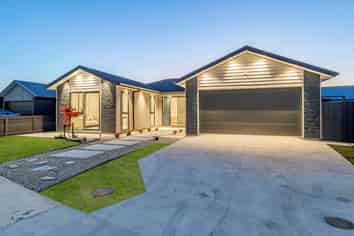 48 Kakano Street, Clevedon