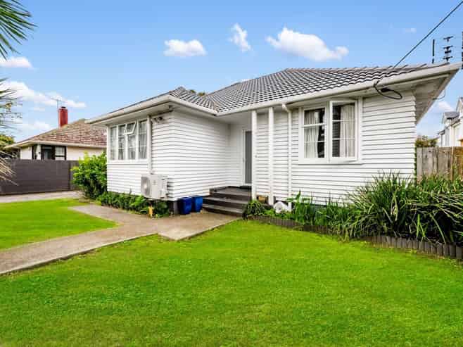 34 Kawiti Avenue, Point England