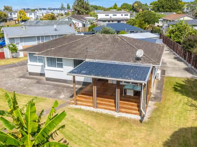 30  Ferguson Street, Mangere East