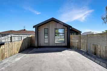 63A Tiro Tiro Road, Levin