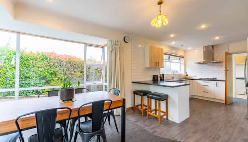 186a North Street, West End