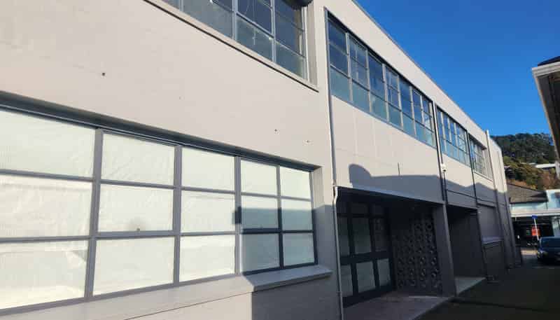 Rear studi/23 Bay Road, Kilbirnie