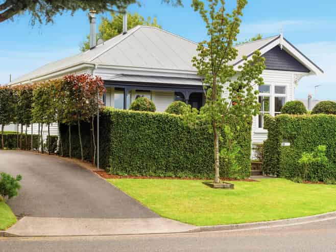 38 Stephens Place, Hairini