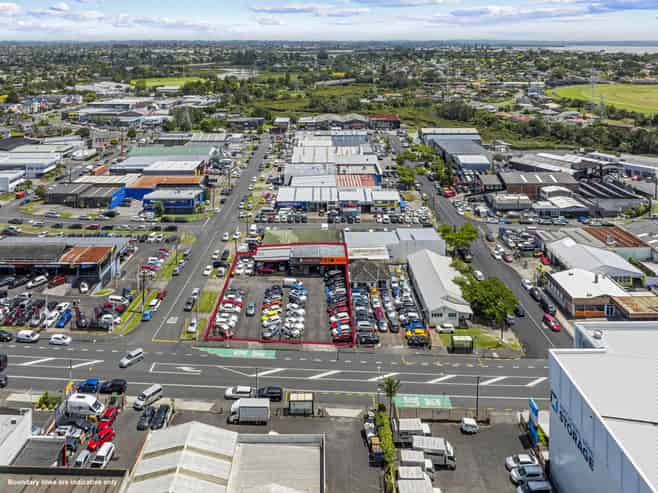 High-profile New Lynn investment opportunity
