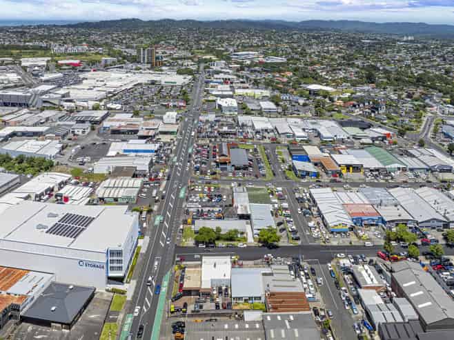 High-profile New Lynn investment opportunity