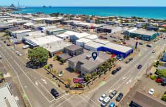 Split risk asset on prominent corner