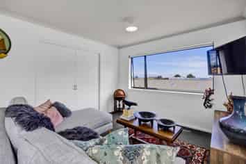 14a West Quay, Waitara