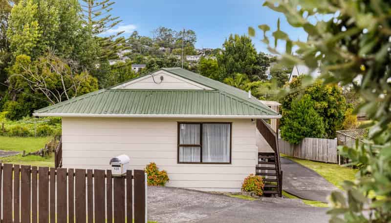 420 Whangaparaoa Road, Stanmore Bay