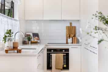 420 Whangaparaoa Road, Stanmore Bay