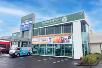 HIGH EXPOSURE HARRIS ROAD SHOWROOM
