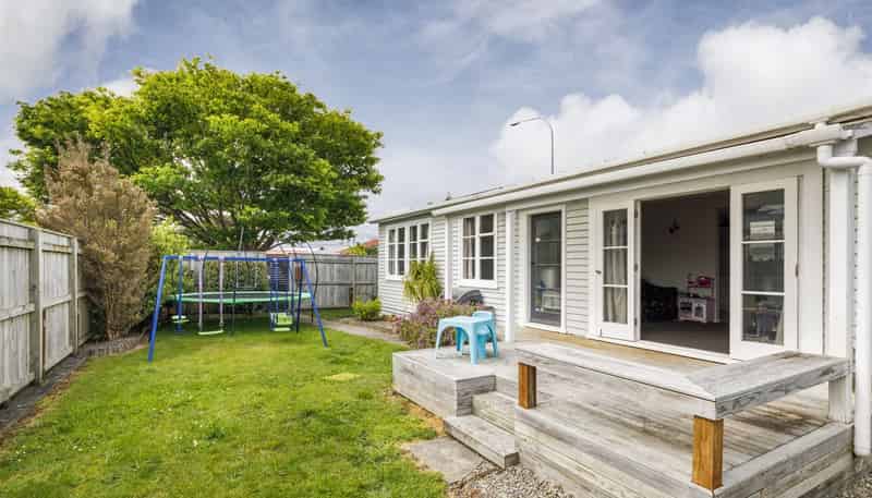 24 Fairs Road, Milson