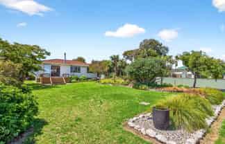 47 Ferry Road, Martinborough