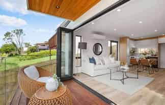 6A  Aralia Road , Sunnynook