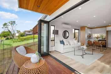 6A  Aralia Road , Sunnynook