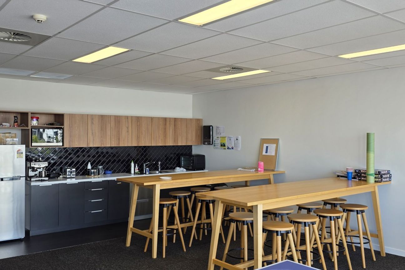 High profile - modern office - Altro