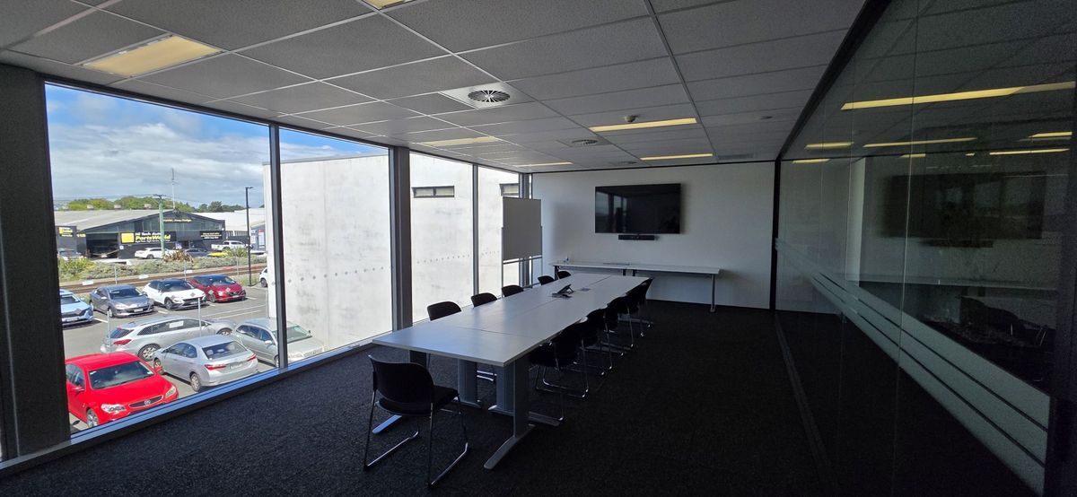 High profile - modern office - Vista 6