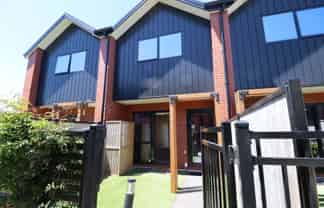 7/16 Biddle Crescent, Taita