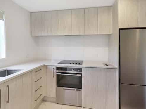 7/16 Biddle Crescent, Taita