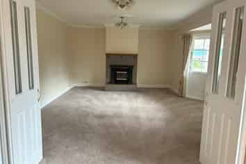 8a Cotter Street, Greytown