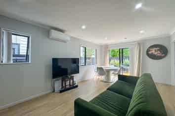 9c Sari Place, Massey